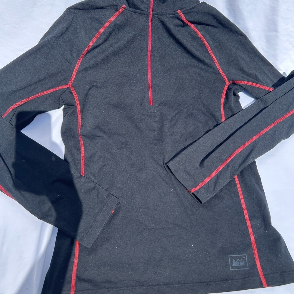 REI Black Half-Zip Pullover with Red Contrast Stitching size small athletic wear